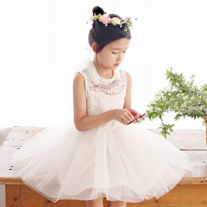 Jenis Gaya Scarf Untuk Dress Anak-Anak Ibu